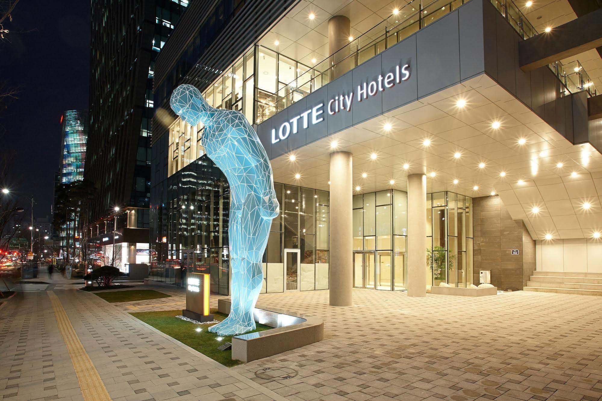 Lotte City Hotel Myeongdong Seoul Exterior photo